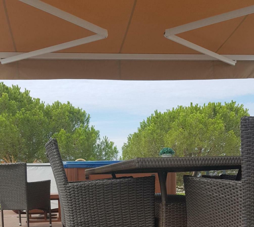 Floating Sea House Portorose Hotel Exterior foto